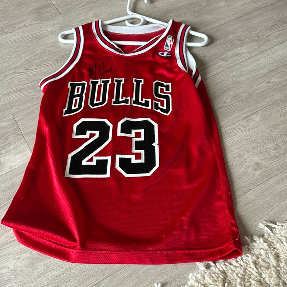 Jersey size medium 10 12